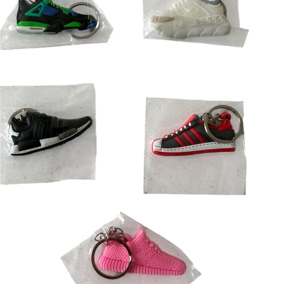 Sneaker Keychain Set - Picture 2 of 7